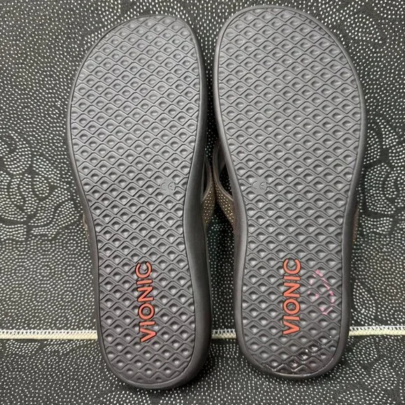 Vionic Womens Brown Orthotic Flip Flops Size 9 - Picture 9 of 10
